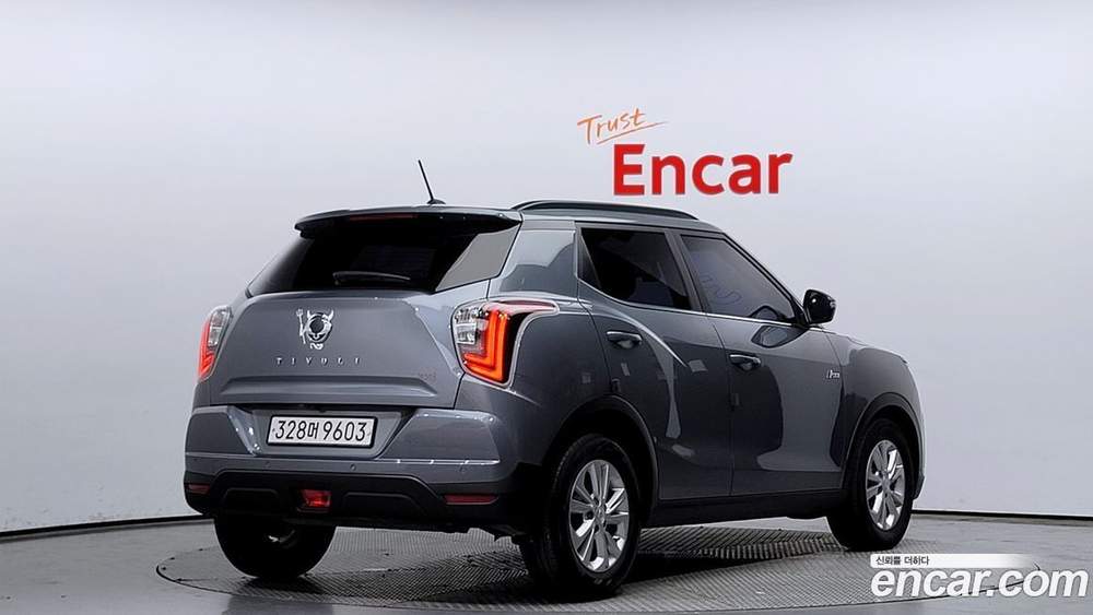 KG Mobility (Ssangyong) Very New Tivoli Бензин 1.5 2WD (03.2020)