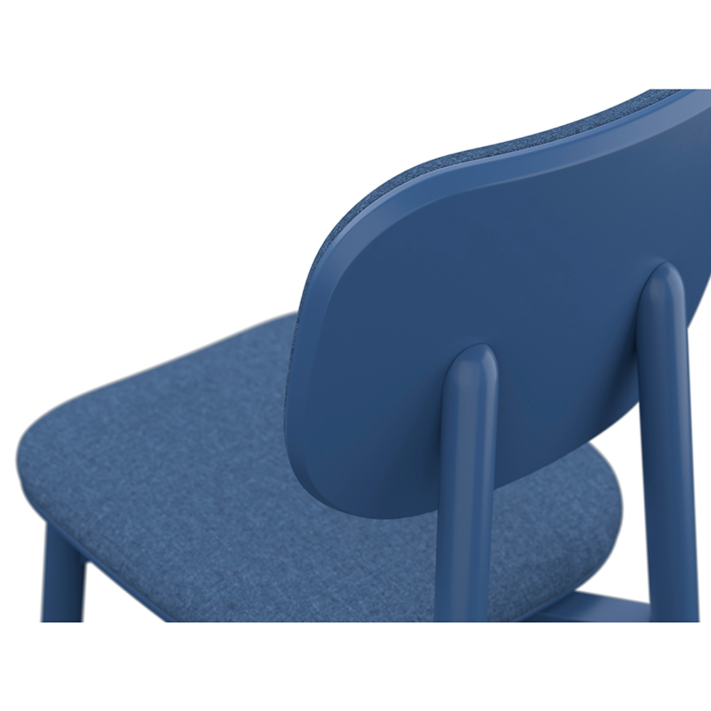 Стул с обивкой Latitude Saga sgbrdchuphlbskbl