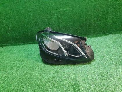 Фара правая Mercedes E W213 (2016-2021) LED