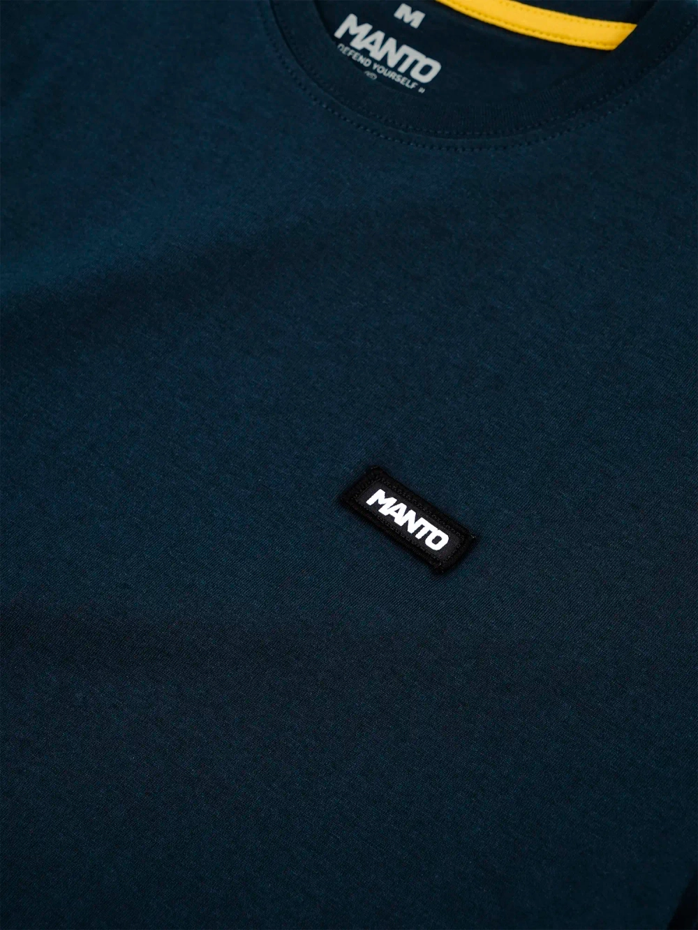 Футболка MANTO ICON тёмно-синяя