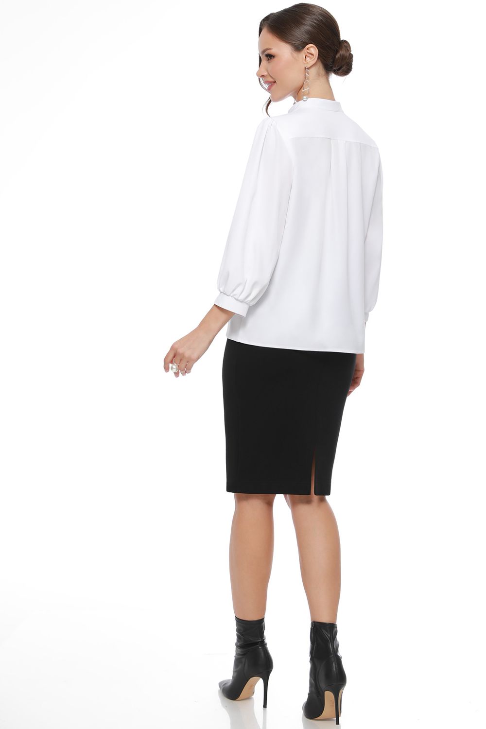 Блузка белая с воротником-стойка DStrend (Акция)