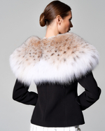 Приталенный жакет из итальянского крепа с меховой отделкой рыси