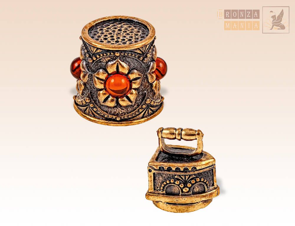 наперсток Ажурный Утюг с магнитом