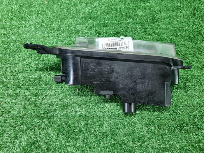 Фонарь заднего хода правый Genesis G80 2 (20-24)