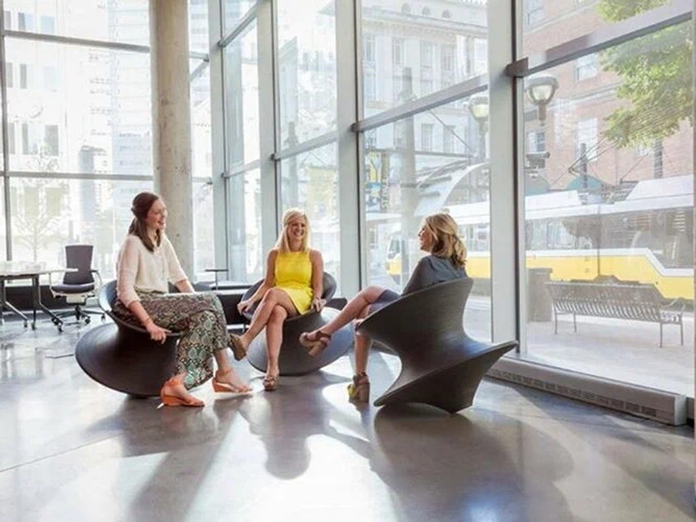 Кресло Magis Spun фиолетовое