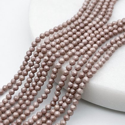 Фианит "матовый" (кубический цирконий), цвет бежевый, размер около 2 мм, цена за нить 38 см