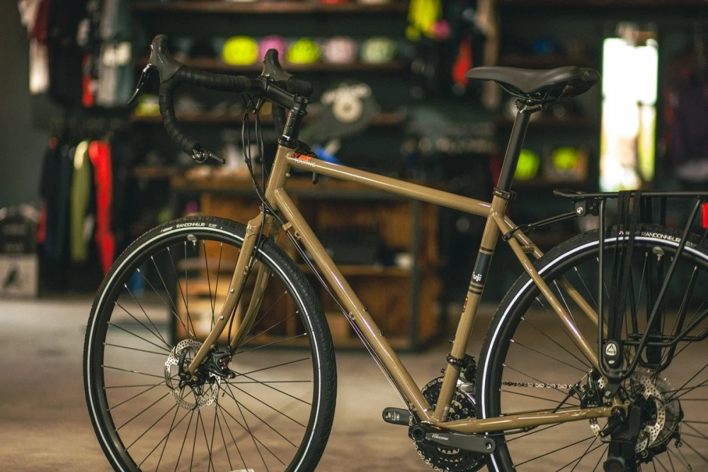 Велосипед Fuji 2023 TOURING мод. TOURING DISC Cr-Mo Reynolds 520 р. 56 цвет тёмный хаки