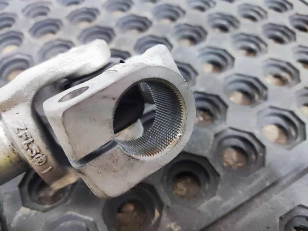 Кардан рулевой