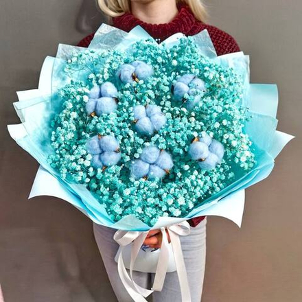 Букетик из гипсофилы и хлопка цвета "TIFFANY"