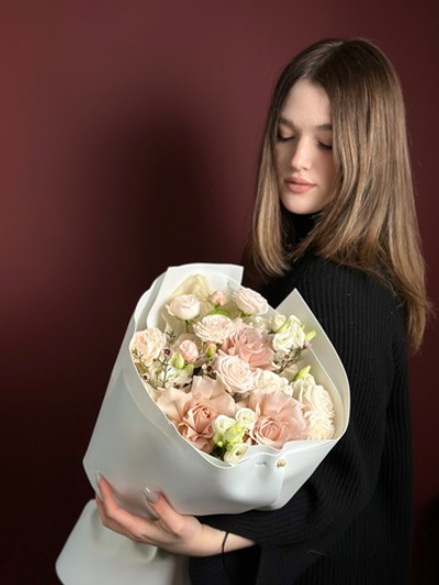 Сборный букет «Шёпот лета»