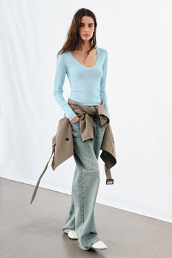 ZARA ТОП ИЗ ТОНЧАЙШЕГО ТРИКОТАЖА, ГОЛУБОЙ