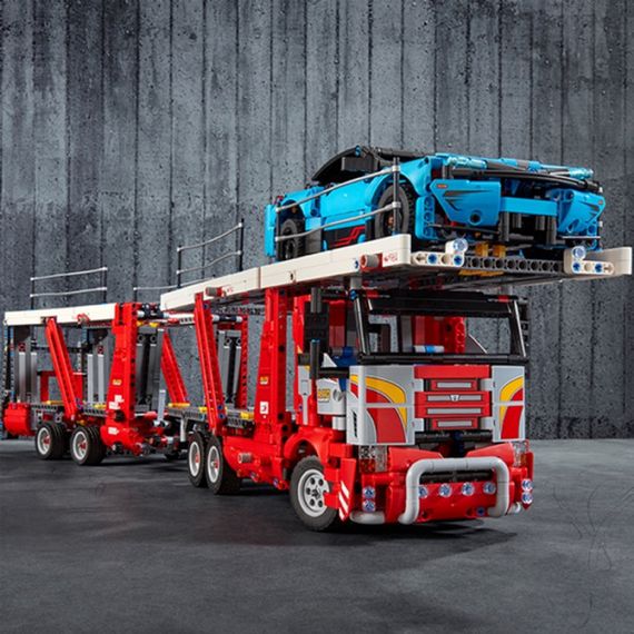 Lego konstruktor Technic Car Transporter