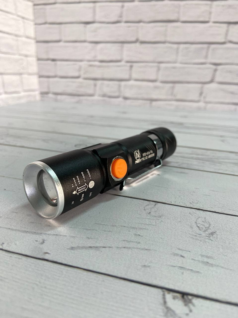 Ручной аккумуляторный USB фонарь 616-T6