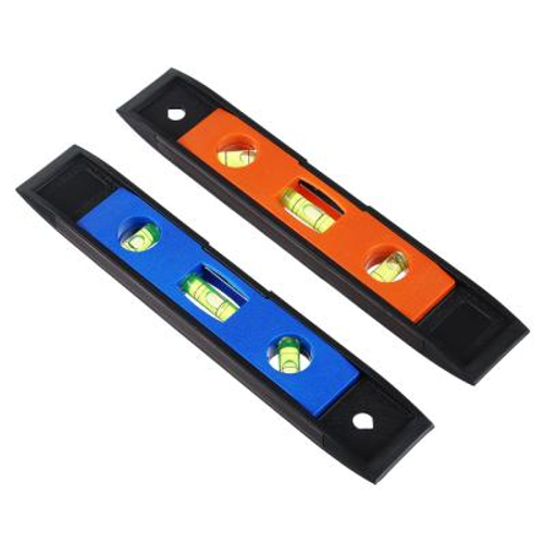 Уровень с магнитом 23х3,8х1,7см, пластик