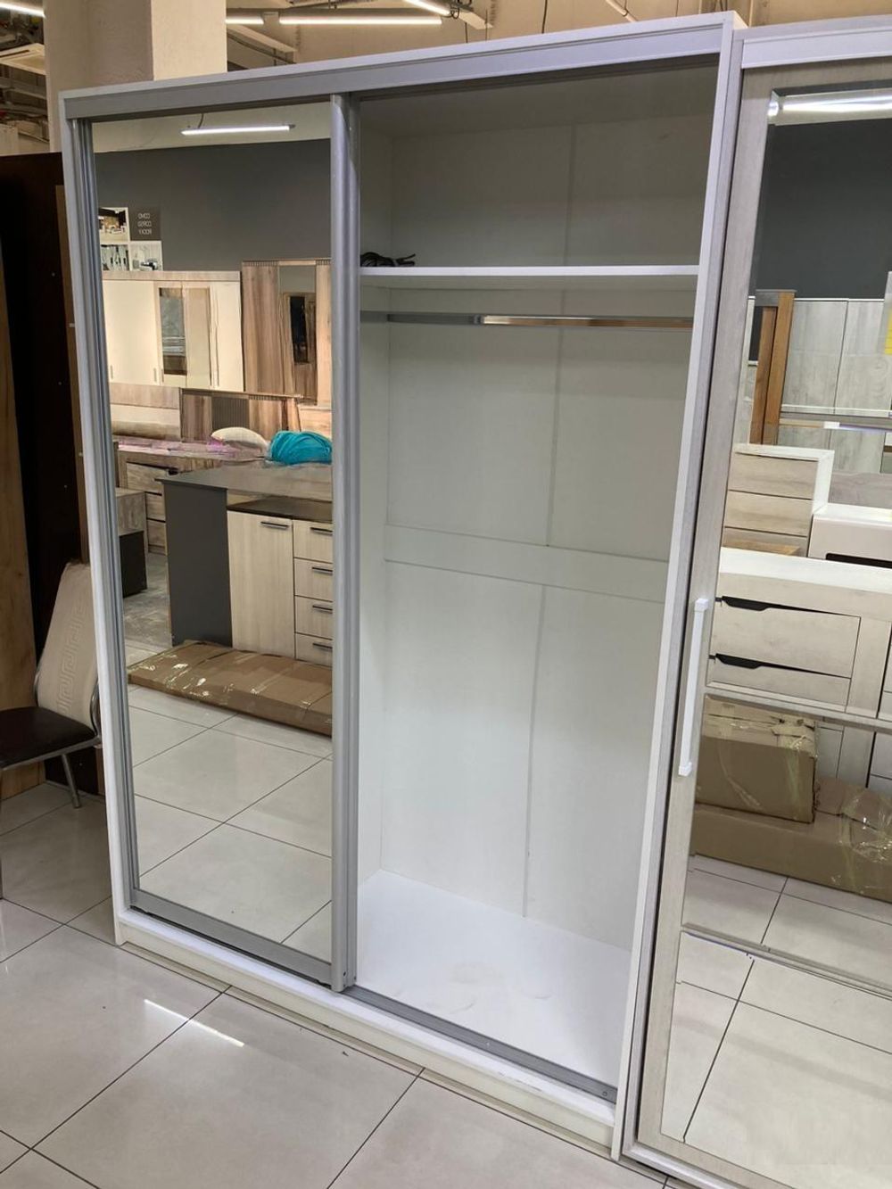 Шкаф-купе Мадрид ШКК-05 бетон пайн/белый