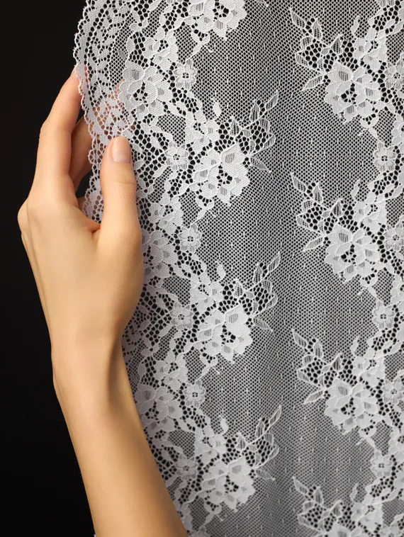 03-292 Кружево эластичное 23 см, белый 001