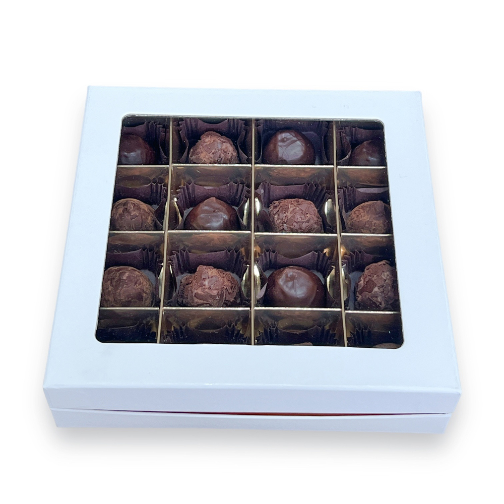 Коробка для конфет ПРЕМИУМ с большим окном 180*180*45 см (16) (белая/золото)