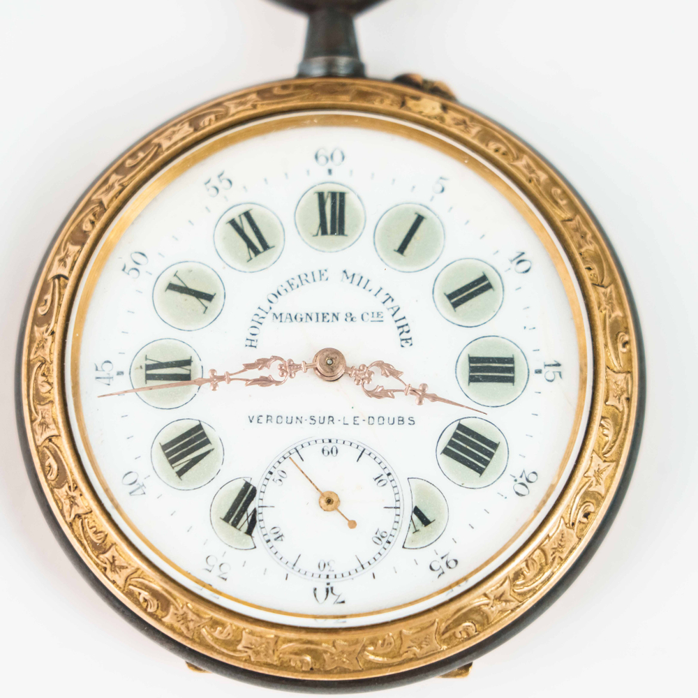 Большие офицерские карманные часы