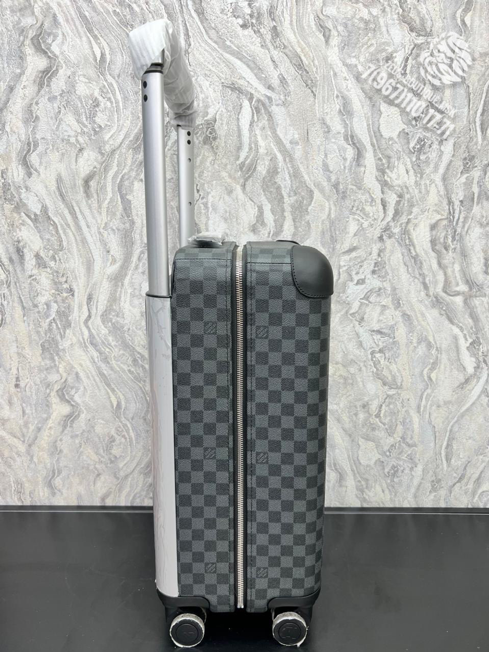 Дорожный чемодан Louis Vuitton Horizon