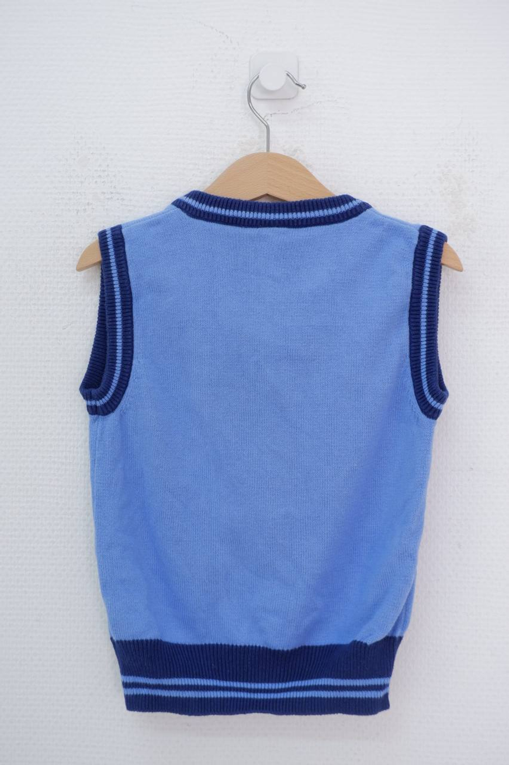 Жилетка Modis вязаная на 6 лет