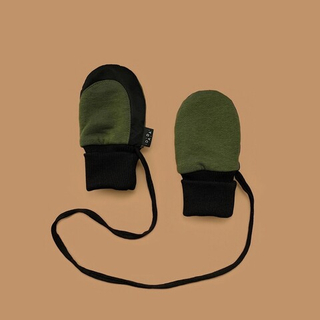 Легкие варежки (еловый)