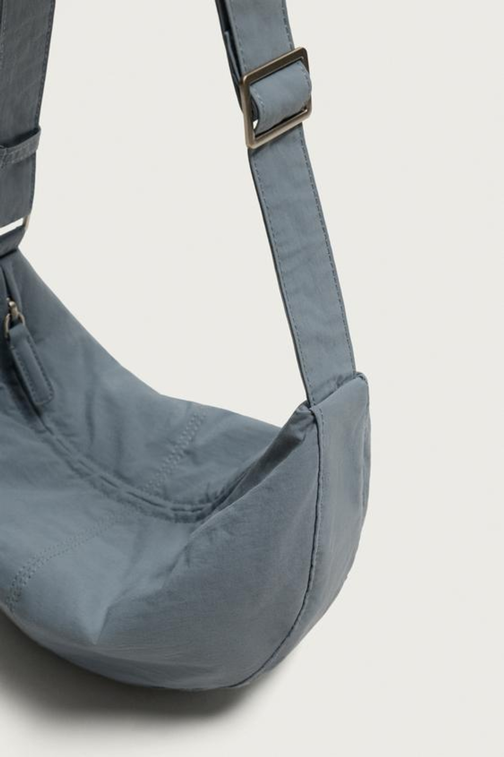 ZARA НЕЙЛОНОВАЯ СУМКА S, СИНИЙ