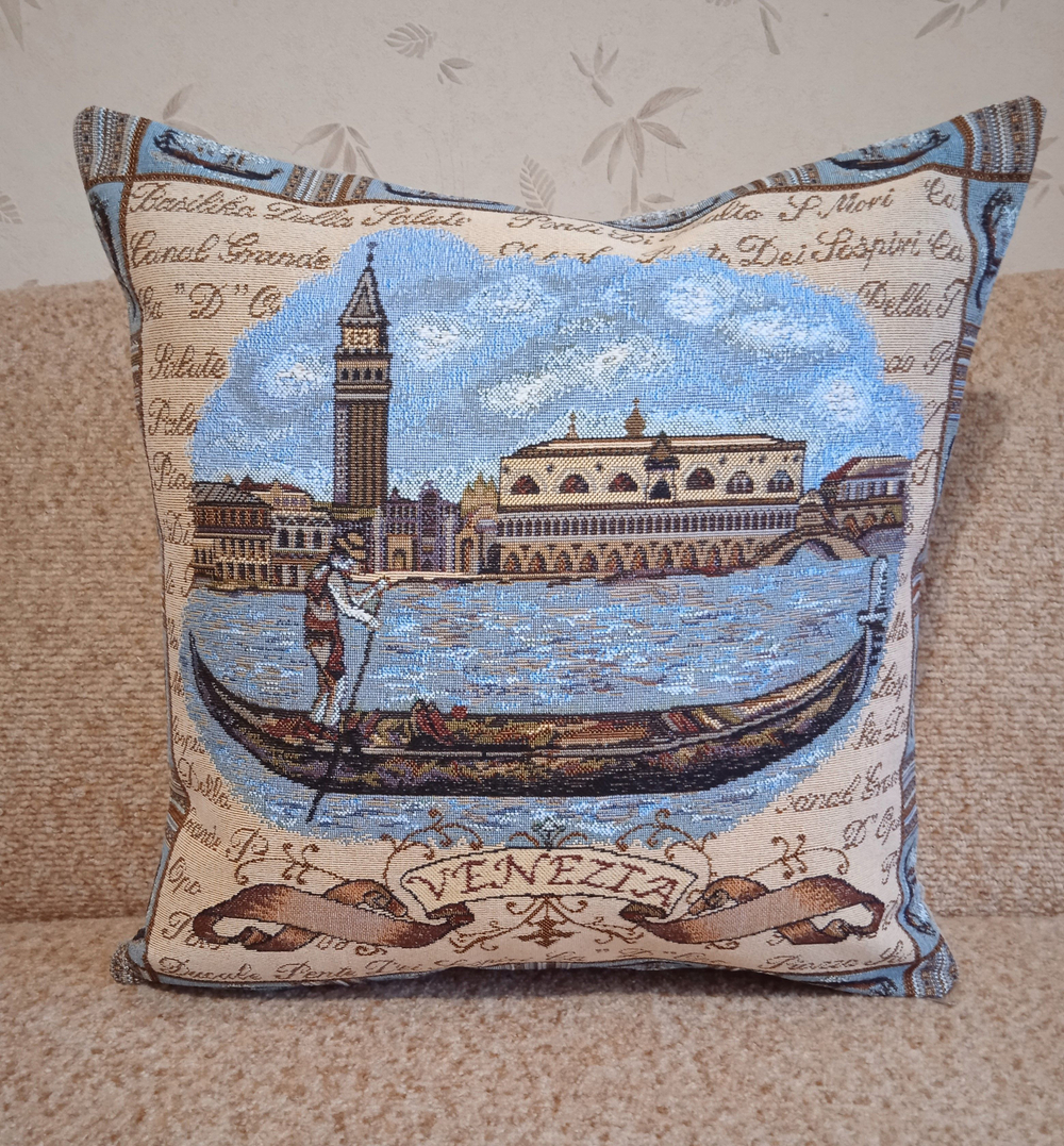 Декоративный гобеленовый чехол для интерьерной подушки Венеция 47х47