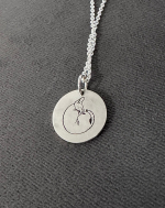 подвеска с индивидуальной гравировкой