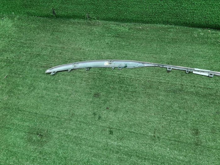 Молдинг бампера Mercedes S W222 (17-20) Maybach