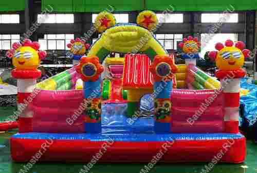 Надувной батут "Домик уточки", 8*5*3 м