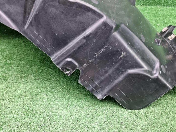 Подкрылок передний левый Mercedes GLE V167 (18-24)