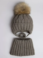 Шапка зимняя детская на завязках и снуд