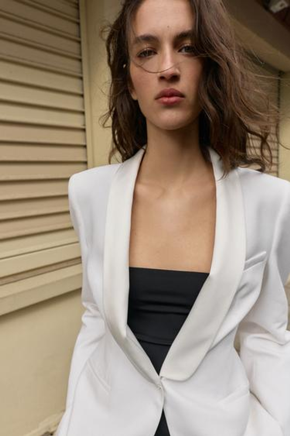 Смокинг-блейзер с сатиновым покрытием - ZARA