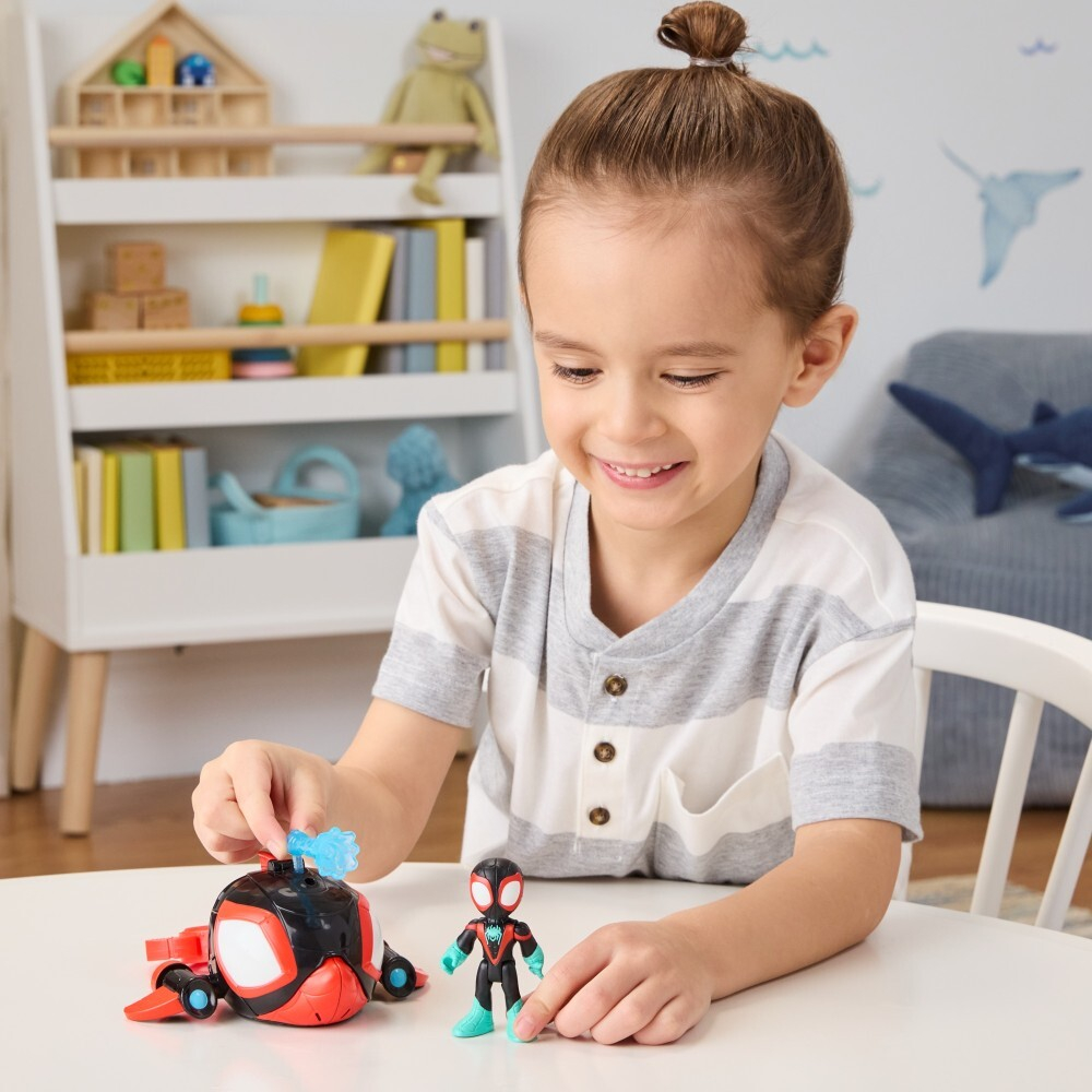 Hasbro Spidey and the Super Buddies - Подводная лодка DELPHIN Water-Webs G1465