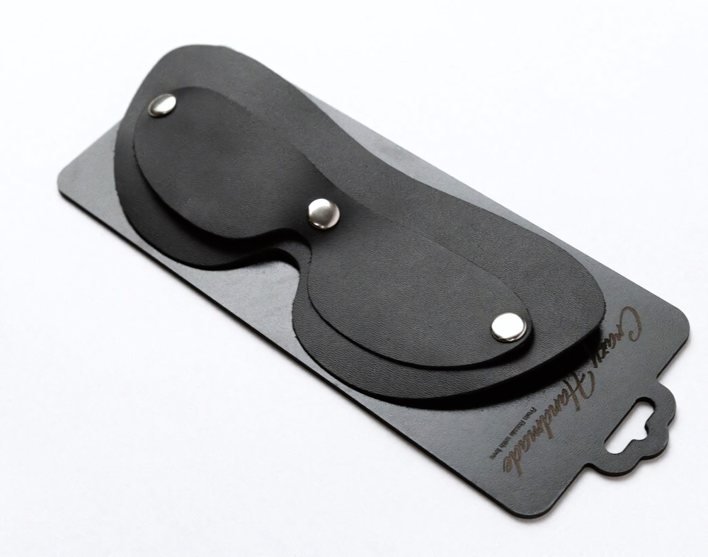 Черная кожаная маска на глаза со съемной шторкой (Цвет: черный)