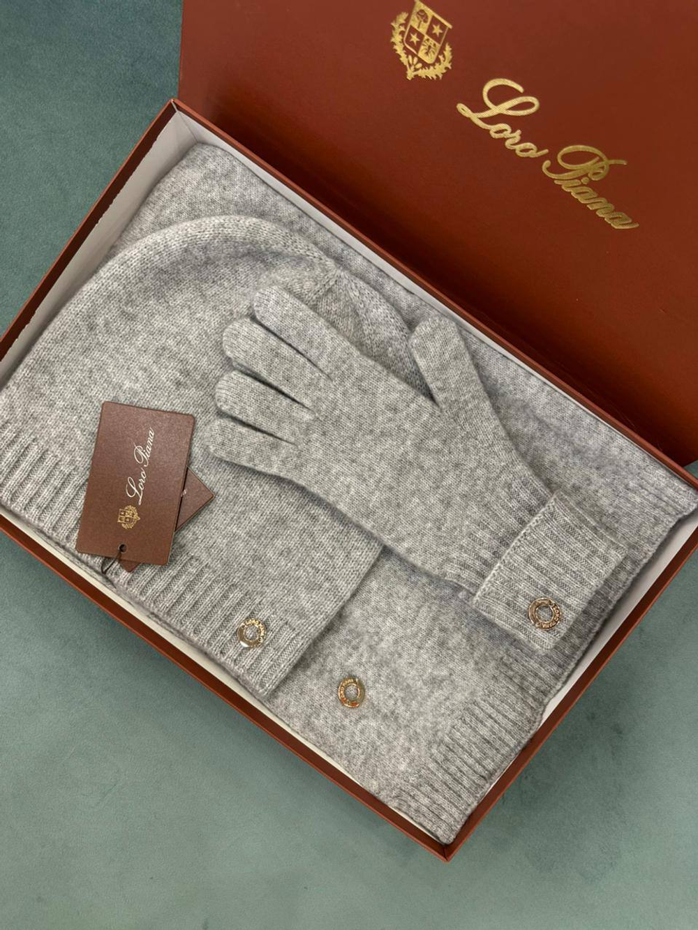 Комплект Loro Piana (шарф + шапка + перчатки)