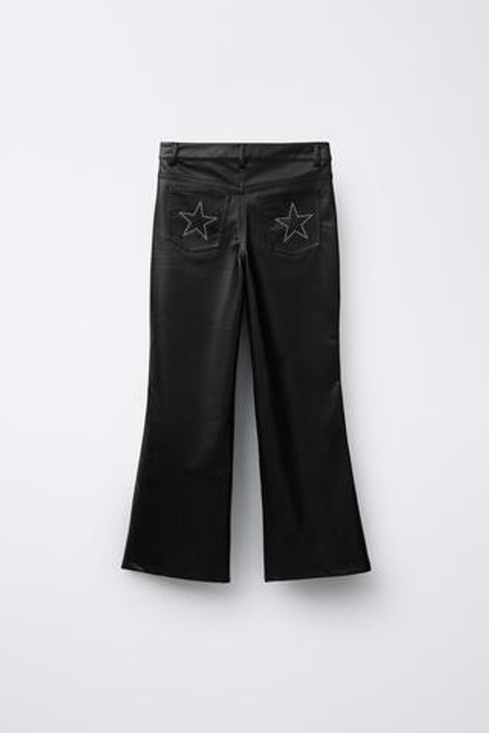 ZARA РАСКЛЕШЕННЫЕ БРЮКИ ИЗ ИСКУССТВЕННОЙ КОЖИ С ЗАКЛЕПКАМИ, ЧЕРНЫЙ