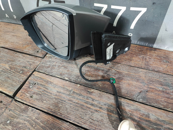 Зеркало левое 6 pin Skoda Karoq 17-нв Б/У Оригинал 57R857501F