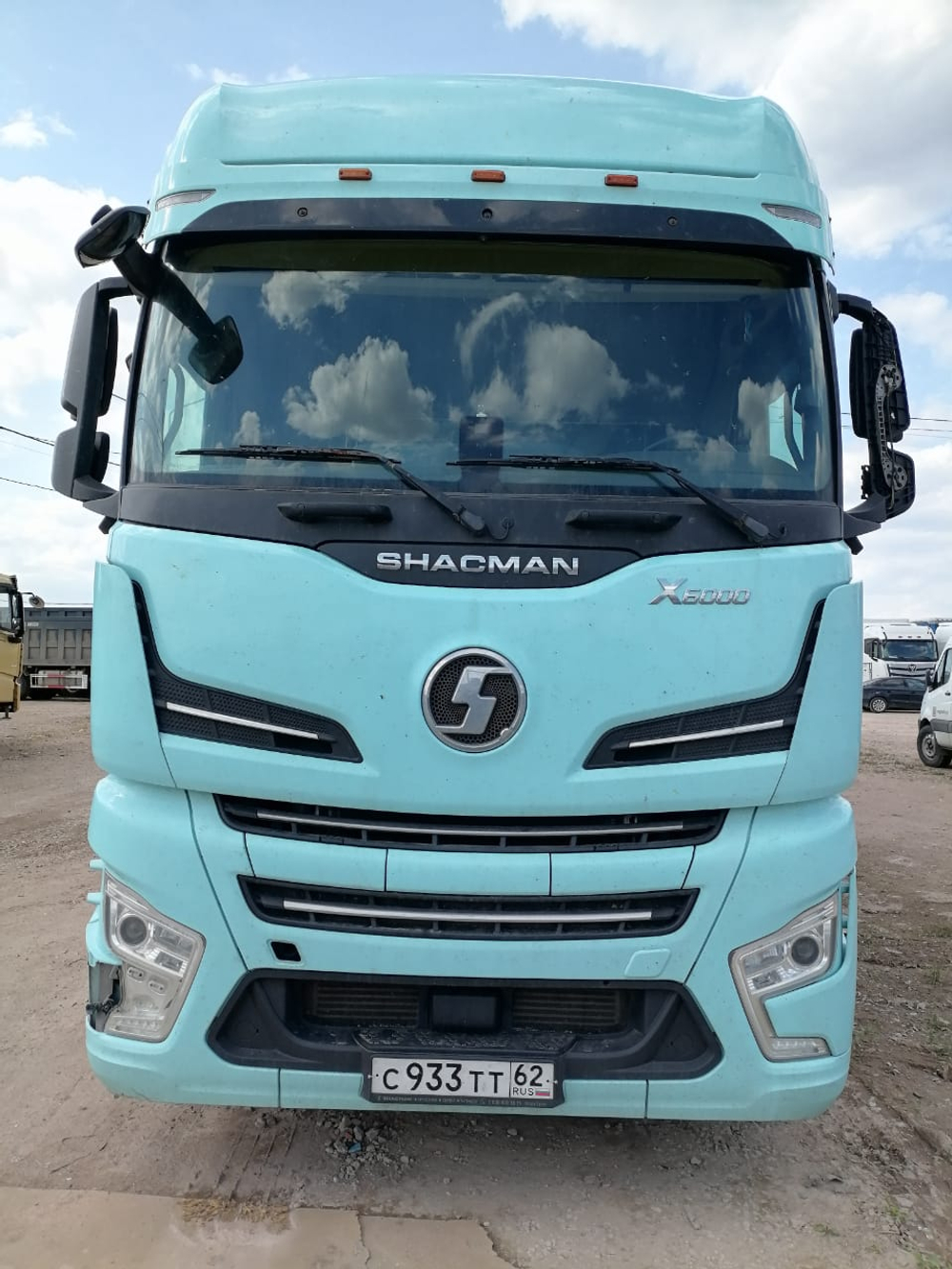 Shacman (Shaanxi) SX* 4x2 Седельный тягач SX4188YY381 (Дизельный, 12,5 л, 473 л.с., МТ)