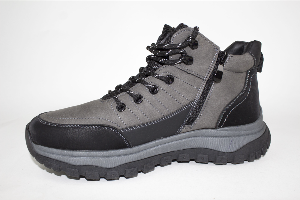 Ботинки мужские зимние 24010-038