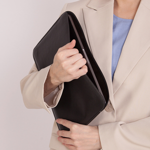 Чехол для MacBook 13-14' и документов из кожи теленка, черный с серым подкладом