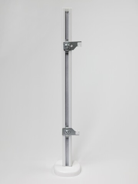 КНZ4.70 Кронштейн напольный регулируемый (высота стойки 700мм). Крепление за скобы на задней панели радиатора
