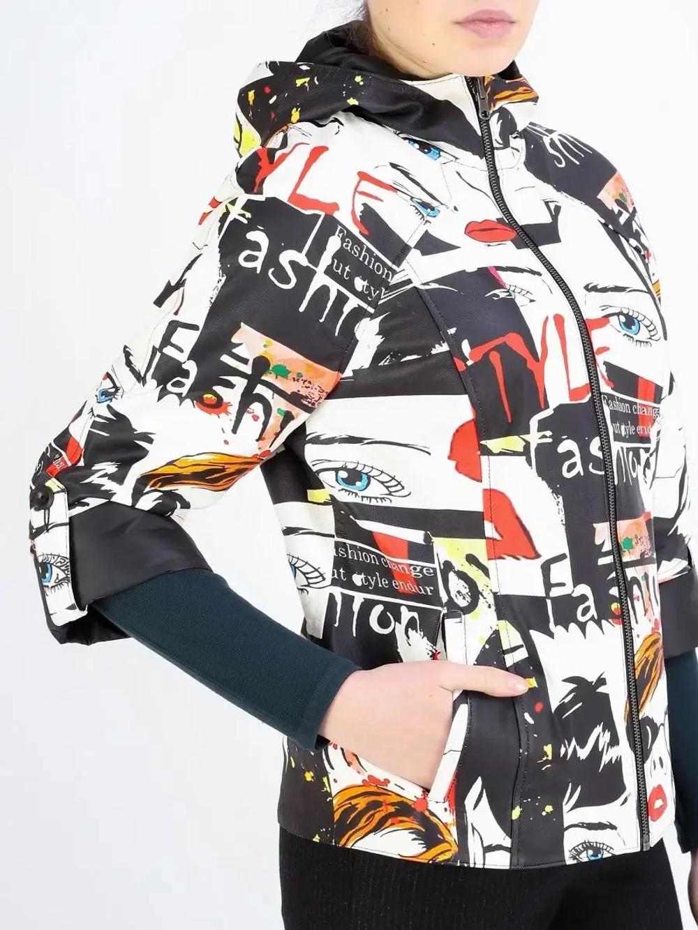 Куртка весна кожаная с капюшоном двухсторонняя