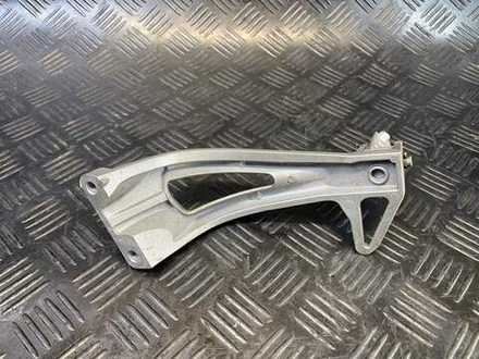 Подножка пассажирская левая Yamaha FZ1 Fazer RN17 (с кронштейном)