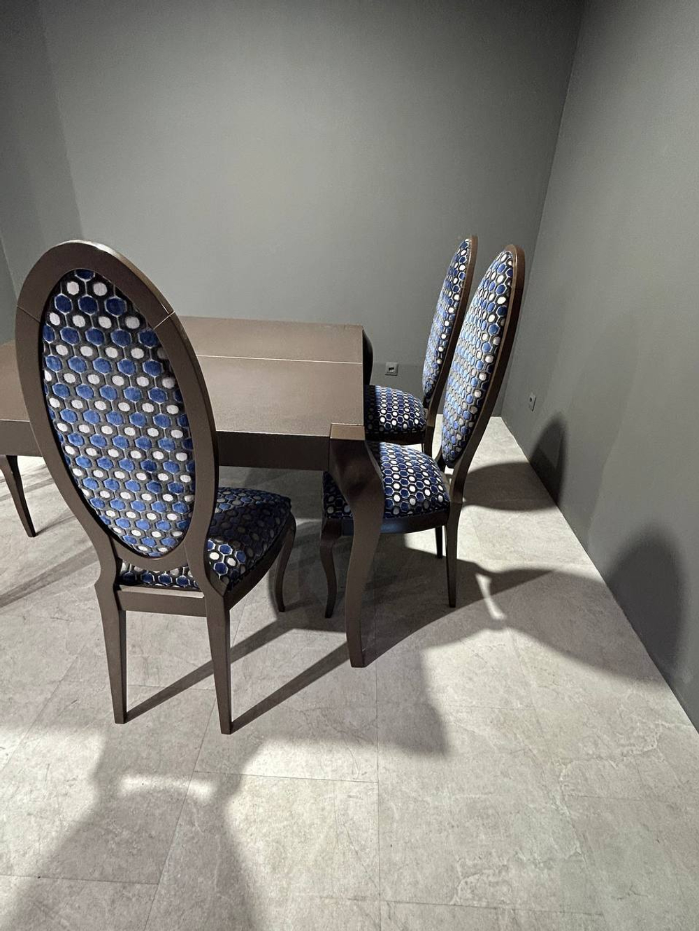 Стул Мадрид, La Ebanisteria