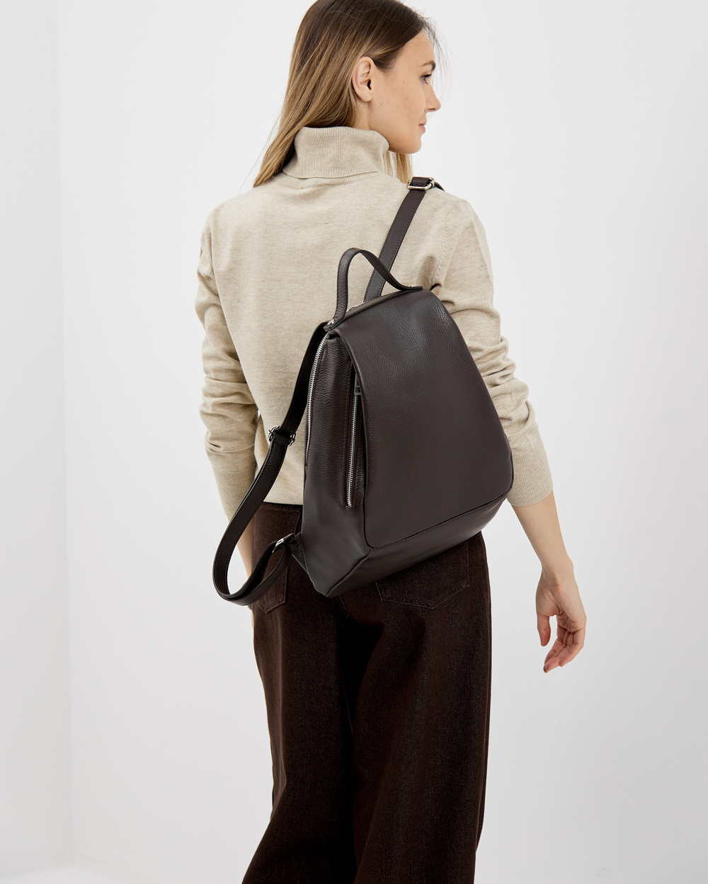 Рюкзак 570 03 шоколадный