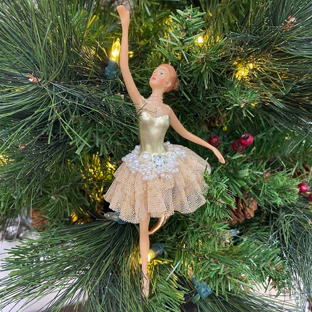 Балерина в пайетках, ёлочное украшение