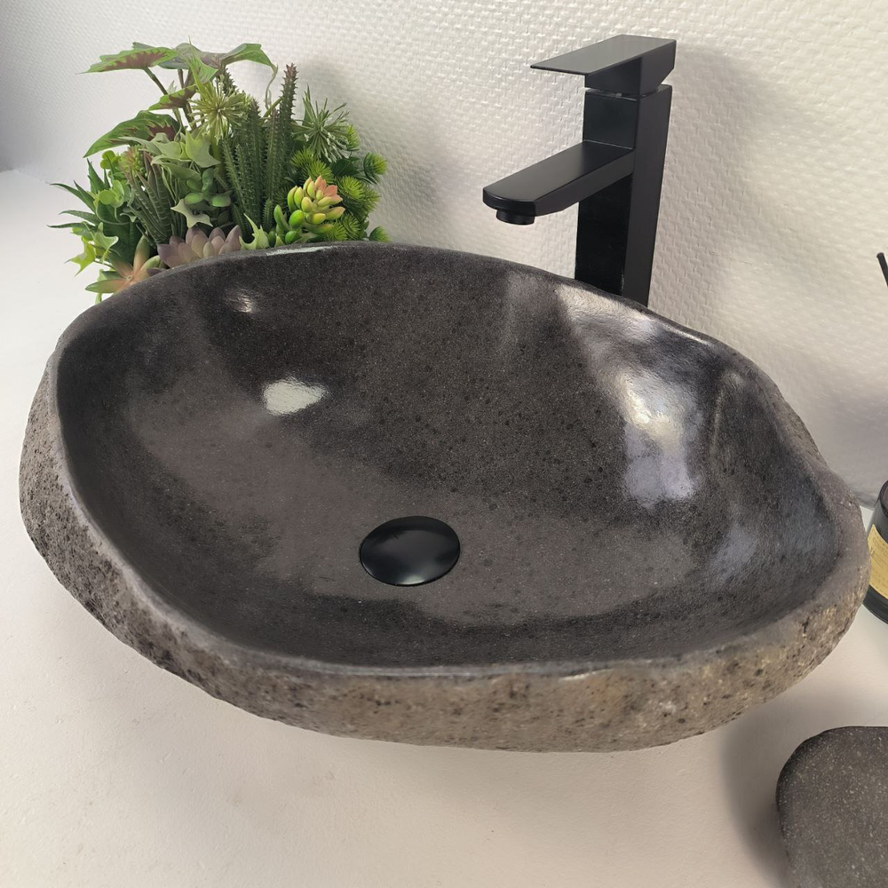 Раковина из речного камня RS-65179 52*39*15 0862
