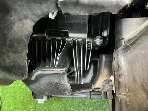 Битая Фара левая Audi Q6 (2022-н.в.) LED