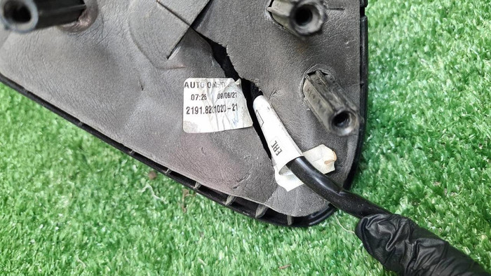 Зеркало правое Lada Granta (2018-н.в.) 6 контактов